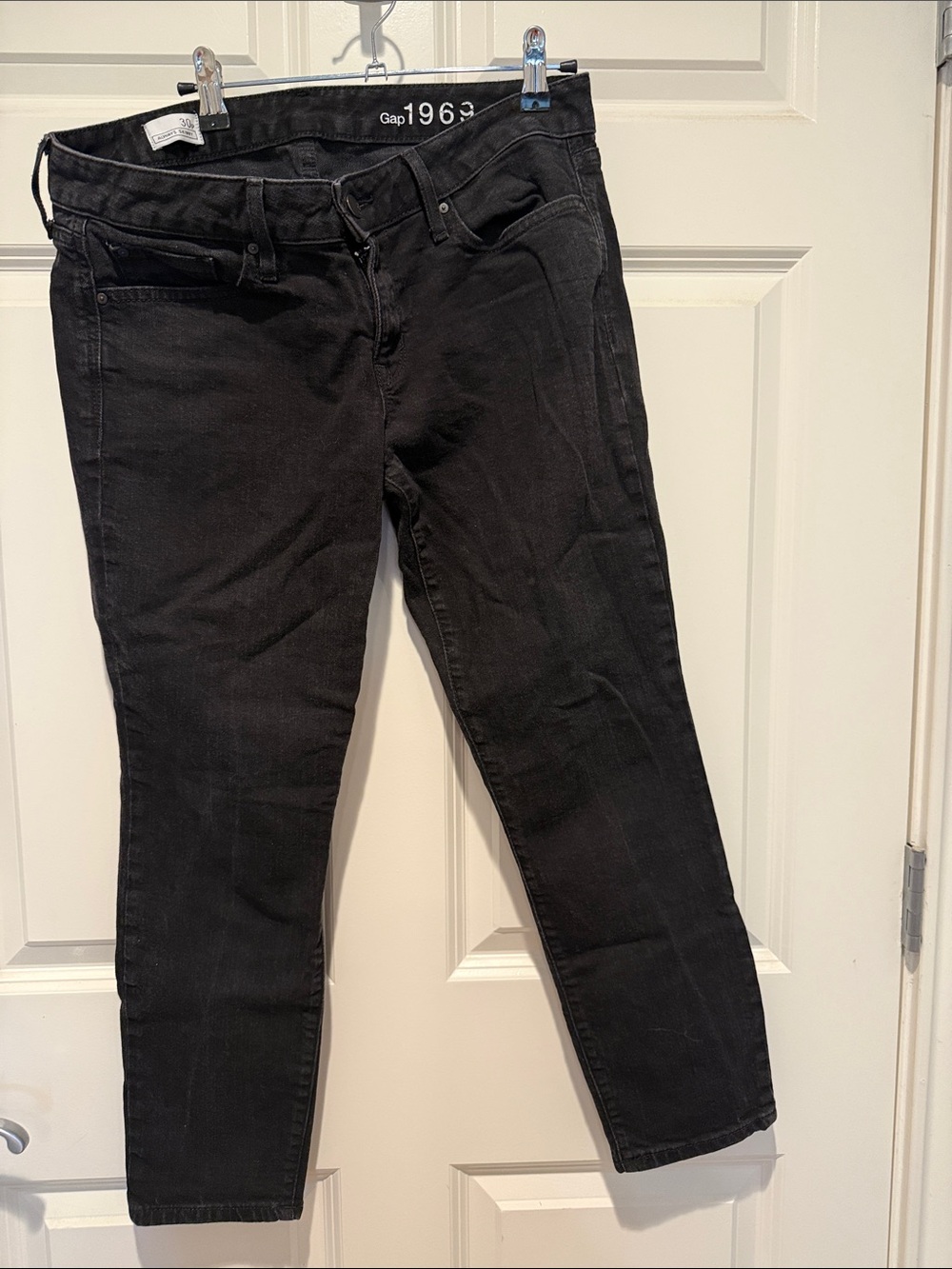 GAP Women's Black Skinny Jeans